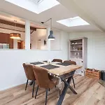 Horn Sien Hus *